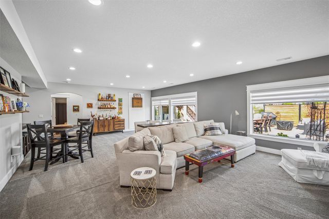 1706 Peaceful Circle, Norwalk, IA 50211