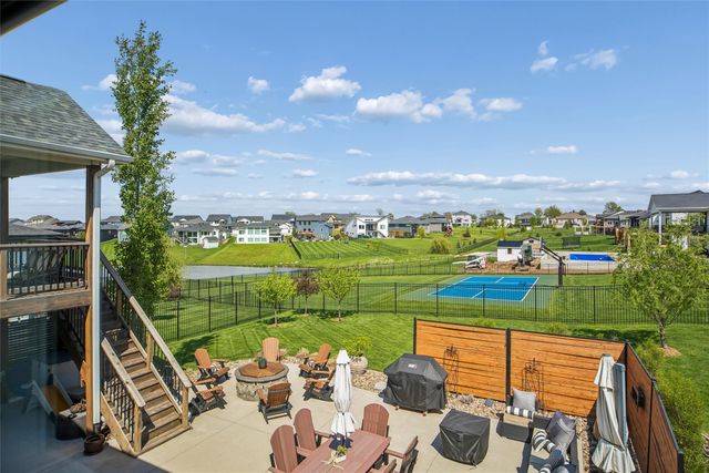 1706 Peaceful Circle, Norwalk, IA 50211