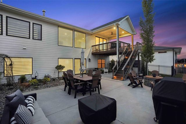 1706 Peaceful Circle, Norwalk, IA 50211
