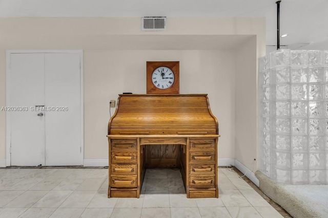 3100 NE 48th St 212, Fort Lauderdale, FL 33308
