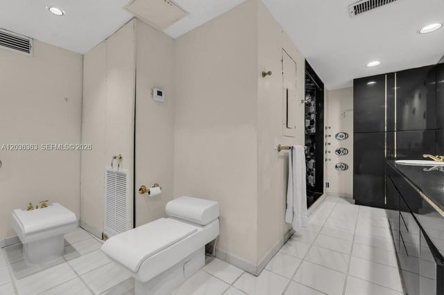 3100 NE 48th St 212, Fort Lauderdale, FL 33308