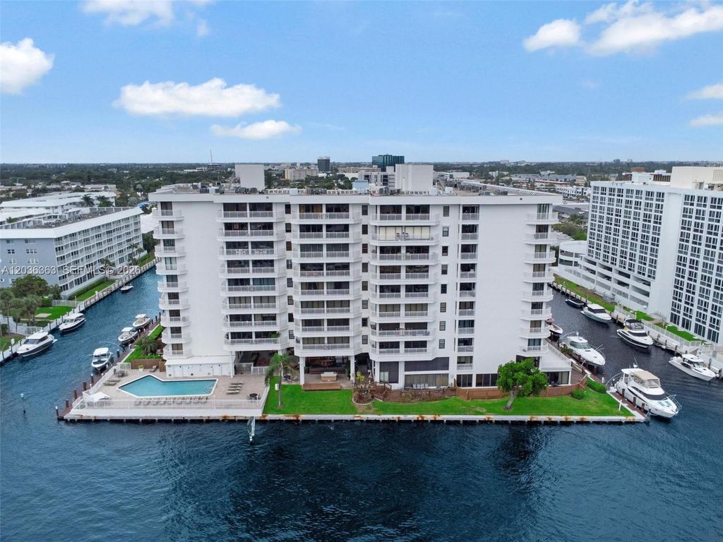 3100 NE 48th St 212, Fort Lauderdale, FL 33308