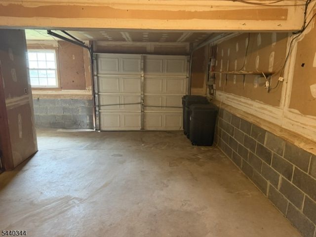 4 Beardslee Hill Dr, Franklin Boro, NJ 07416