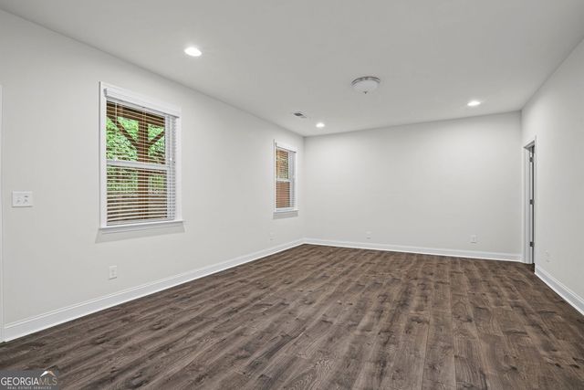 2779 White Oak Lane 20, Decatur, GA 30032