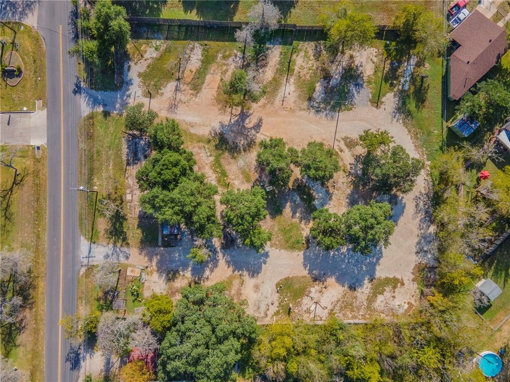 3105 East Villa Maria Road, Bryan, TX 77803