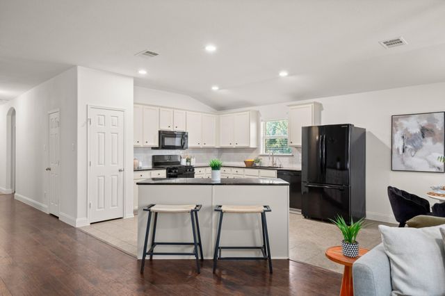20324 Merlin Falcon TRL, Pflugerville, TX 78660