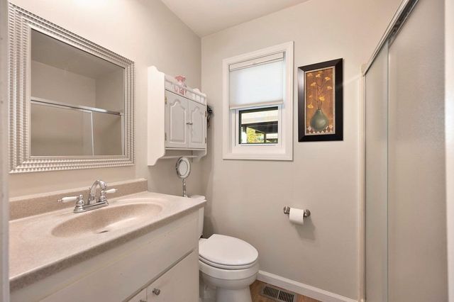 11763 Skylark Ct, Auburn, CA 95602