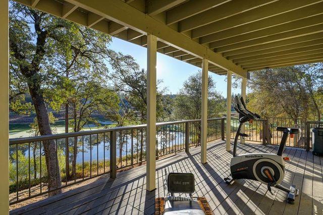 11763 Skylark Ct, Auburn, CA 95602
