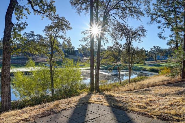11763 Skylark Ct, Auburn, CA 95602