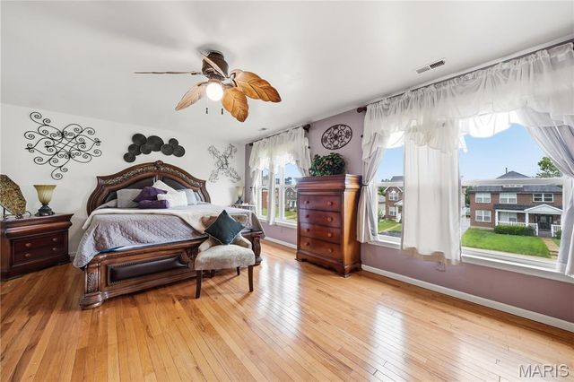 5751 Clemens Avenue, St Louis, MO 63112