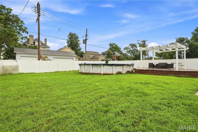 5751 Clemens Avenue, St Louis, MO 63112