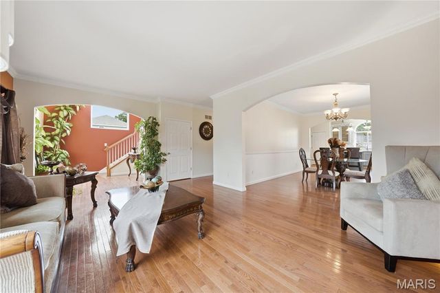 5751 Clemens Avenue, St Louis, MO 63112