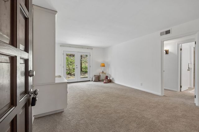 2116 Hobbs Rd Apt N11, Nashville, TN 37215