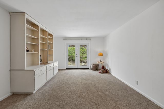 2116 Hobbs Rd Apt N11, Nashville, TN 37215