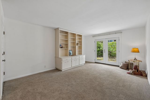 2116 Hobbs Rd Apt N11, Nashville, TN 37215