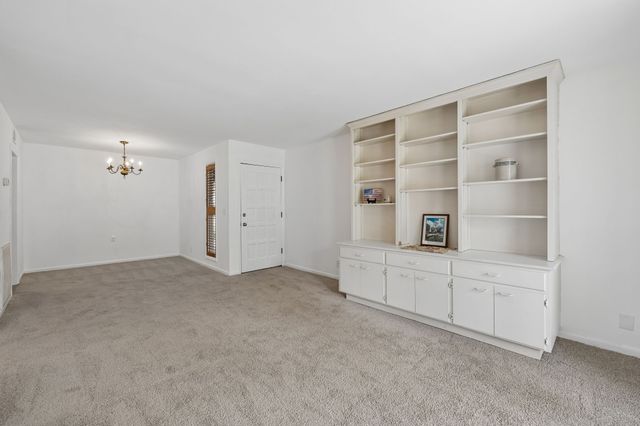 2116 Hobbs Rd Apt N11, Nashville, TN 37215