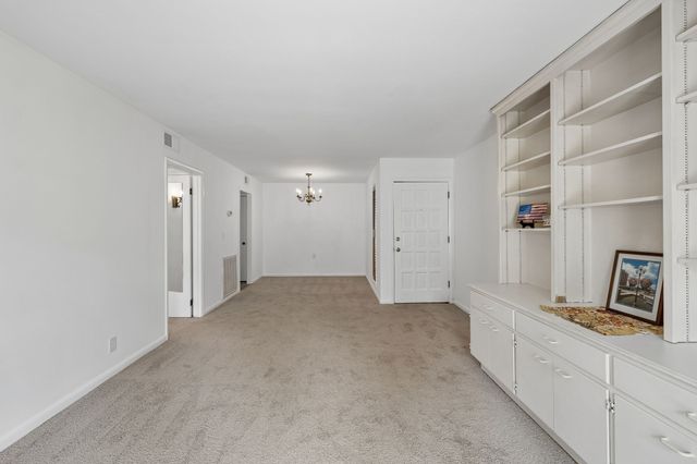 2116 Hobbs Rd Apt N11, Nashville, TN 37215