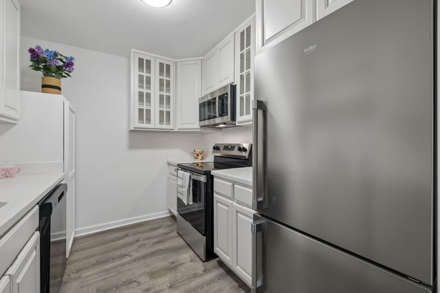 2116 Hobbs Rd Apt N11, Nashville, TN 37215