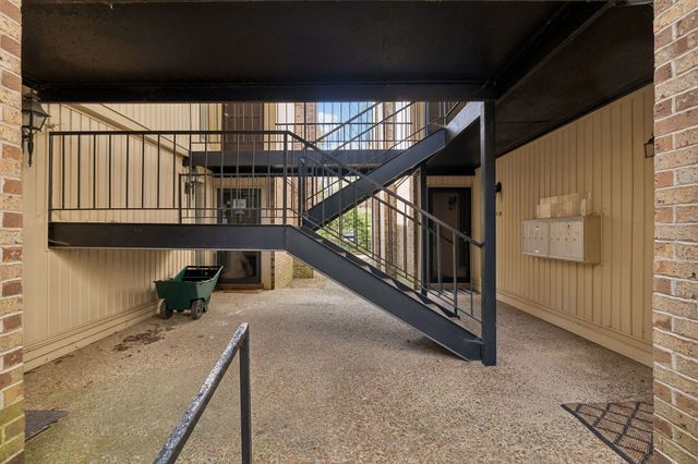 2116 Hobbs Rd Apt N11, Nashville, TN 37215