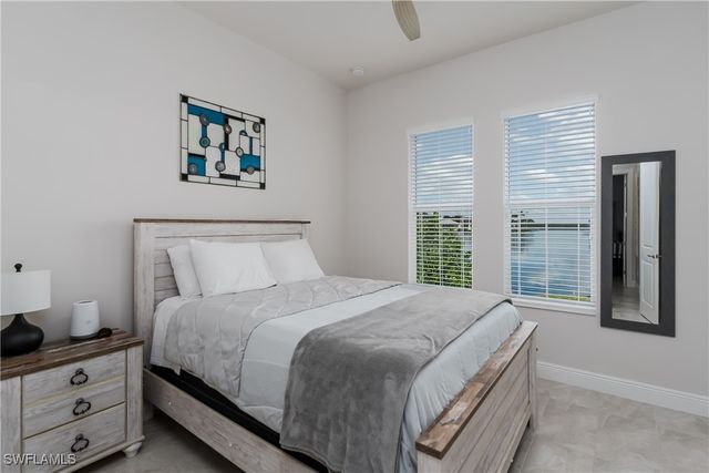 121 Newport DR, Naples, FL 34114