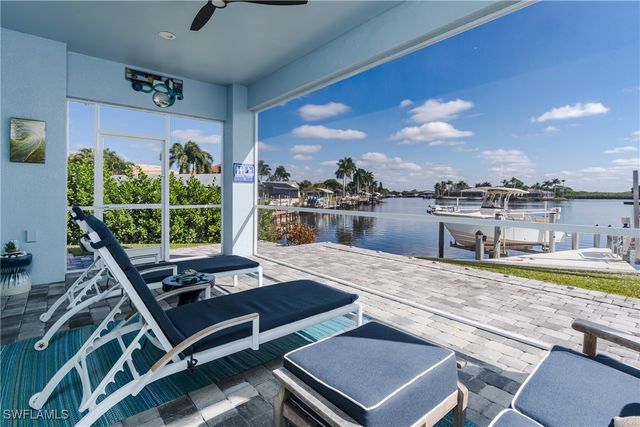 121 Newport DR, Naples, FL 34114