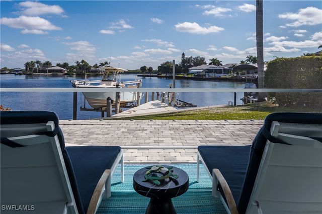 121 Newport DR, Naples, FL 34114