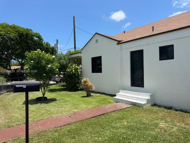 2160 NW 30th St 0, Miami, FL 33142