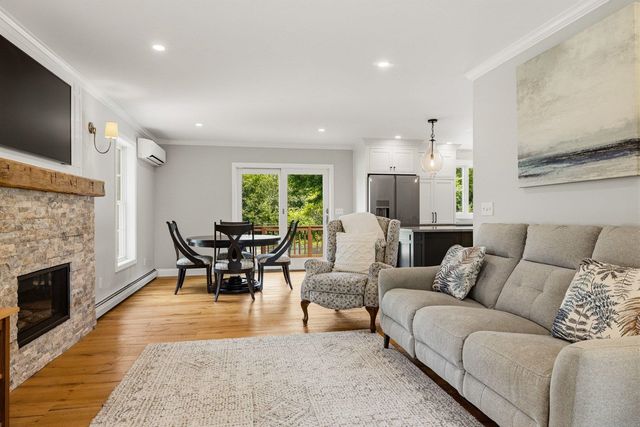 61 Bunker Hill Avenue, Stratham, NH 03885
