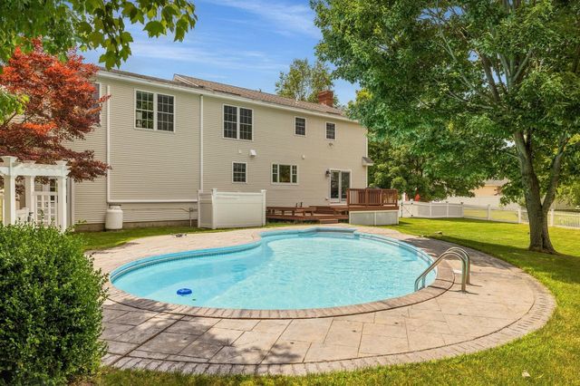 61 Bunker Hill Avenue, Stratham, NH 03885