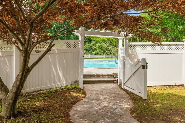 61 Bunker Hill Avenue, Stratham, NH 03885