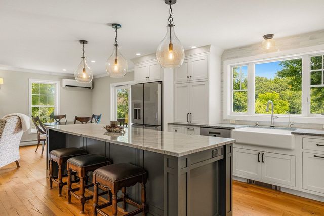 61 Bunker Hill Avenue, Stratham, NH 03885