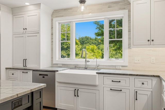 61 Bunker Hill Avenue, Stratham, NH 03885
