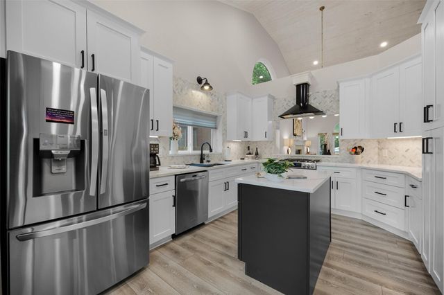 1211 Cardinal LN, Round Rock, TX 78681