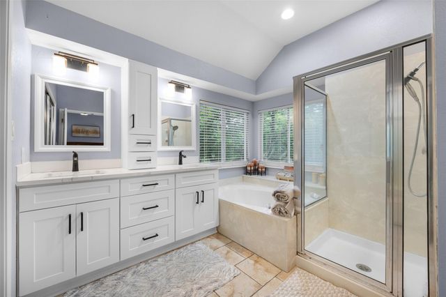 1211 Cardinal LN, Round Rock, TX 78681
