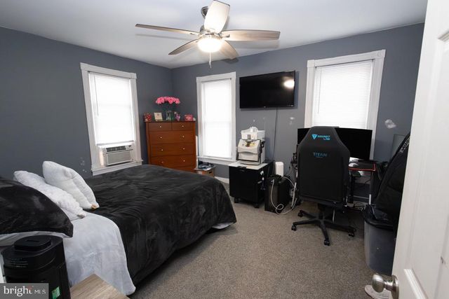 1553 RED BANK AVE, West Deptford, NJ 08086