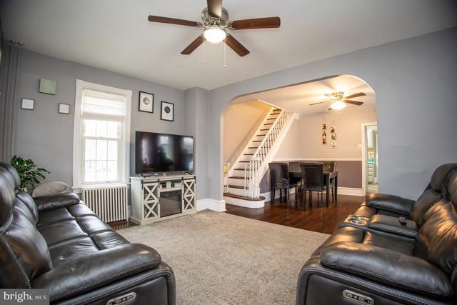 1553 RED BANK AVE, West Deptford, NJ 08086