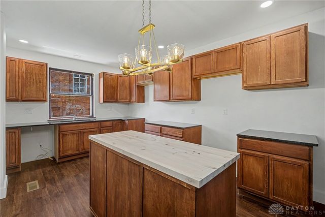 416 N Conover Street, Dayton, OH 45402