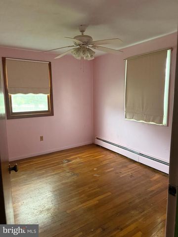 170 EVERGREEN LN, York, PA 17408