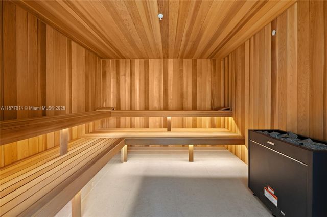 700 NE 24th 3404, Miami, FL 33137