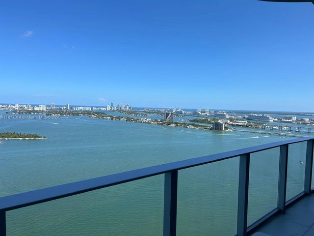 700 NE 24th 3404, Miami, FL 33137