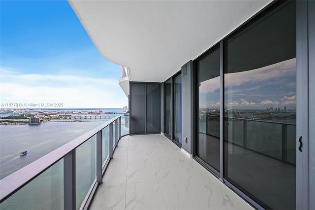 700 NE 24th 3404, Miami, FL 33137