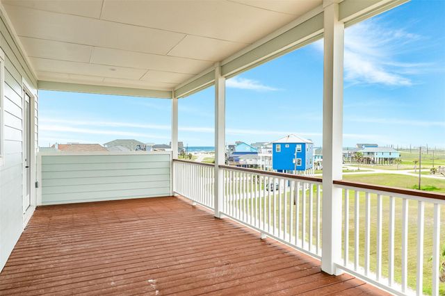 13010 Buccaneer Parkway, Freeport, TX 77541