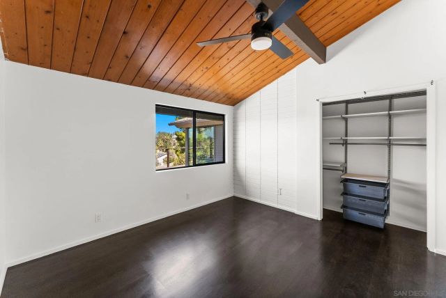 1560 Plantation Way, El Cajon, CA 92019