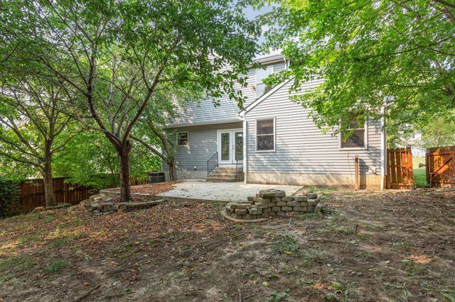 2422 Long Bow Avenue, Lancaster, OH 43130