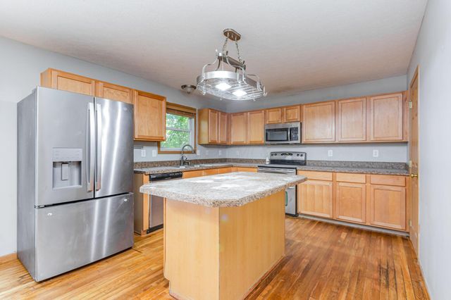 2422 Long Bow Avenue, Lancaster, OH 43130