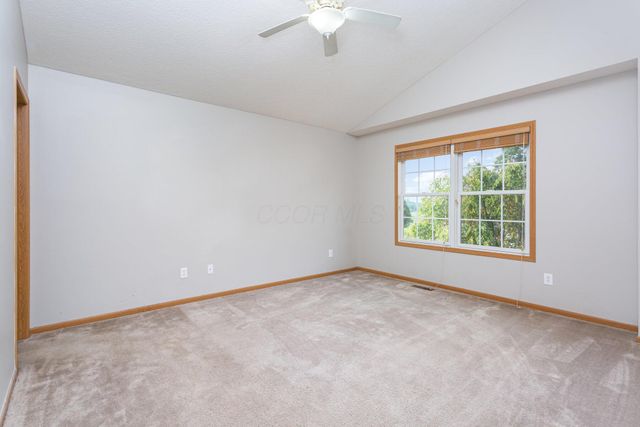 2422 Long Bow Avenue, Lancaster, OH 43130