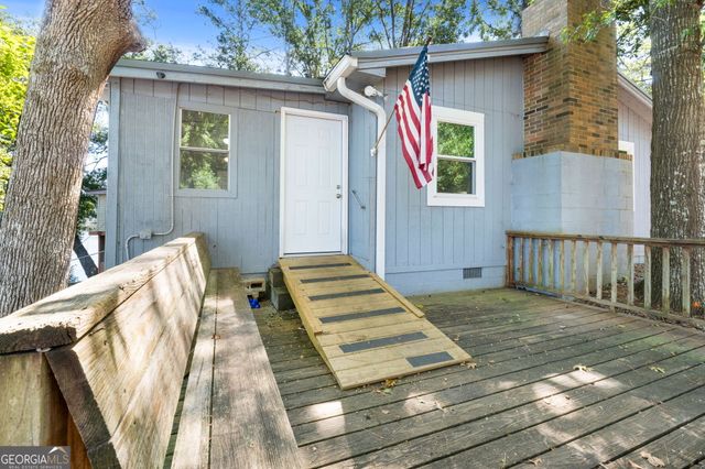 196 Horseshoe Bend, Jackson, GA 30233