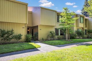 8 Adelphi Ct, Sacramento, CA 95825