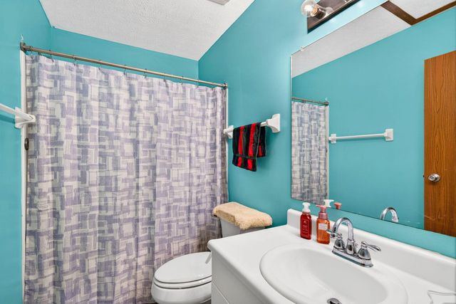 233 Macenroe Drive, 70C, Blacklick, OH 43004