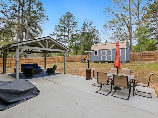 3541 Stoneleigh Walk, Lithonia, GA 30038